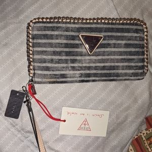 NWT Guess wallet